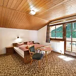 Alpenchalet Lacknerbrunn Bis 30 P Horská chata Mayrhofen