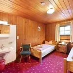 Alpenchalet Lacknerbrunn Bis 30 P شاليه مايرهوفن