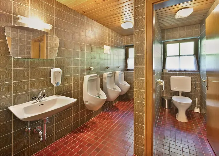 Alpenchalet Lacknerbrunn Bis 30 P شاليه *