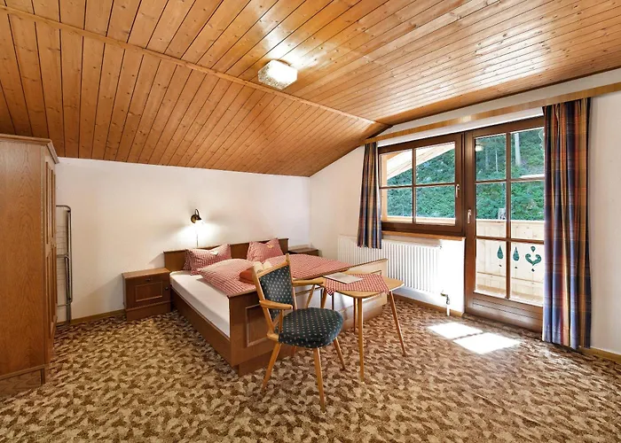 Alpenchalet Lacknerbrunn Bis 30 P شاليه مايرهوفن